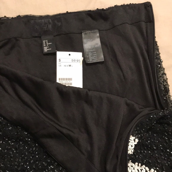 H&M mini skirt - Picture 4 of 8